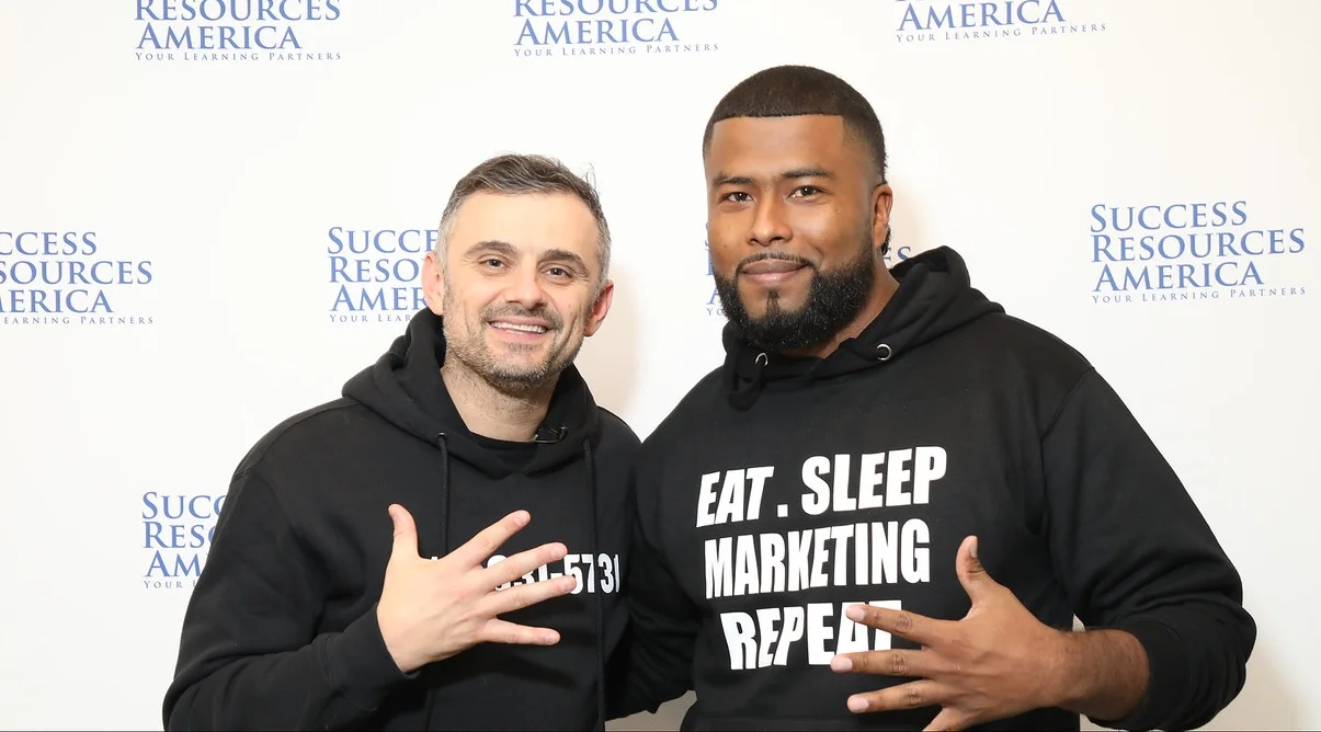Alexander Montiel with Gary Vaynerchuk at National Achievers Congress